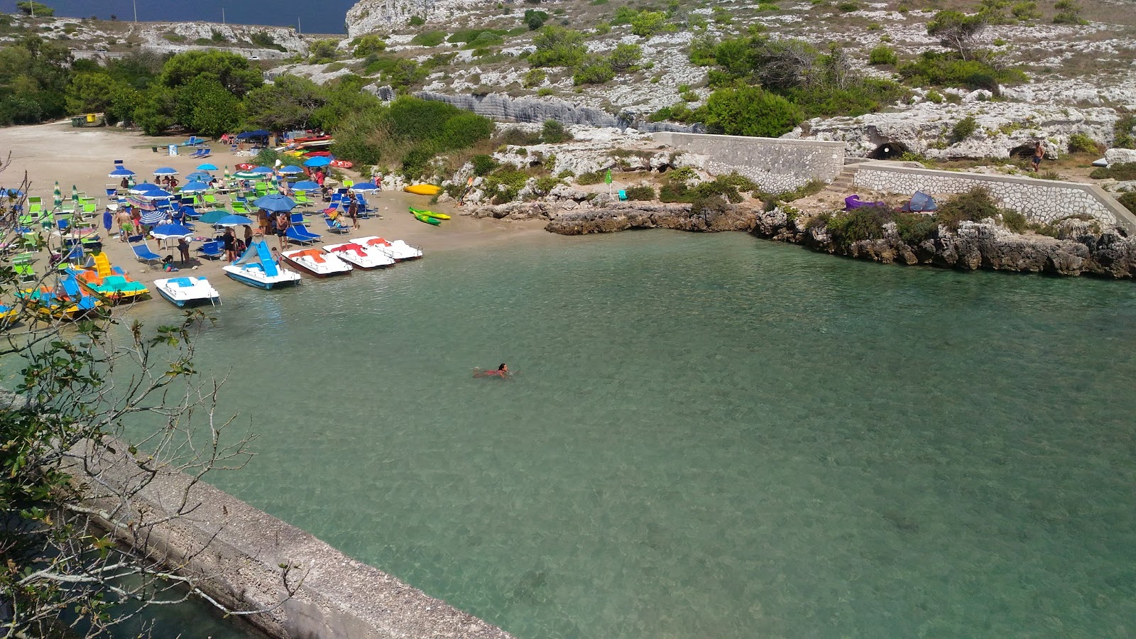 Foto van Spiaggia di Porto Badisco gelegen in een natuurlijk gebied