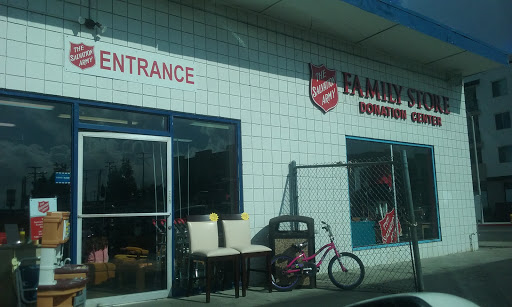 Thrift Store «Salvation Army Family Store and Donation Center», reviews and photos, 7035 Stanton Ave, Buena Park, CA 90621, USA