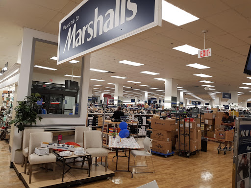 Department Store «HomeGoods», reviews and photos, 102 Yorktown Shopping Center Rd, Lombard, IL 60148, USA