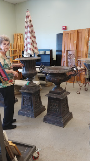 Consignment Shop «Patina Interiors», reviews and photos, 4001 Hwy 190 Service Rd, Covington, LA 70433, USA