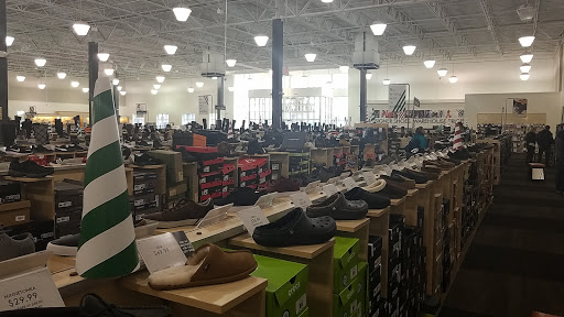 Shoe Store «DSW Designer Shoe Warehouse», reviews and photos, 1350 Bald Hill Rd, Warwick, RI 02886, USA