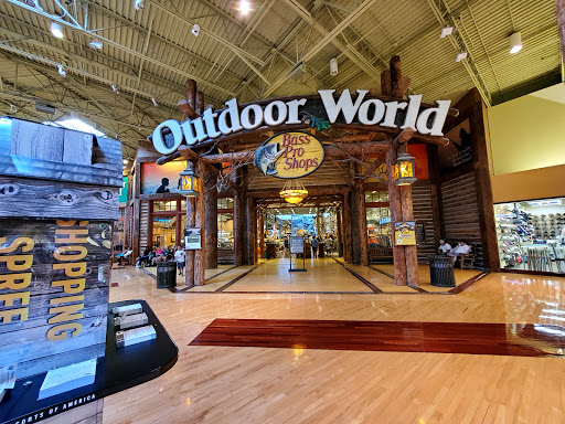 Sporting Goods Store «Bass Pro Shops», reviews and photos, 5900 Sugarloaf Pkwy, Lawrenceville, GA 30043, USA