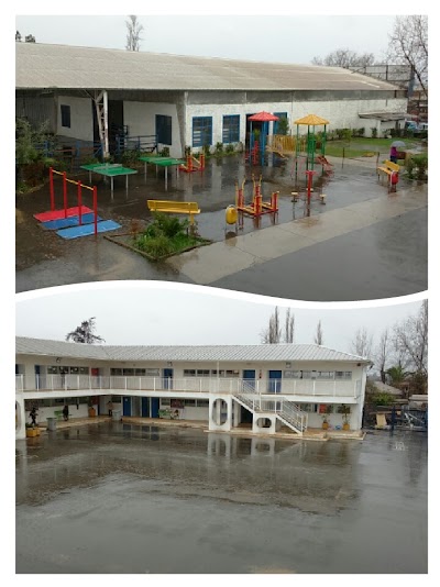 Photos of Patricio Polivalente school Mekis of Padre Hurtado