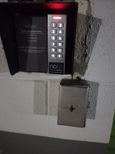 Storage Facility «Extra Space Storage», reviews and photos, 13473 E Foothill Blvd, Fontana, CA 92335, USA