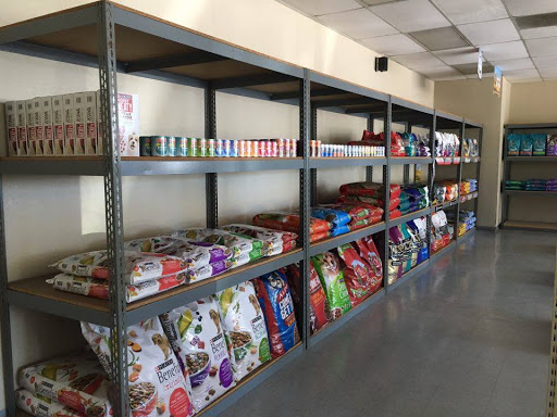 Pet Store «Royalty Pet Store», reviews and photos, 1140 Waterloo Rd #5, Stockton, CA 95215, USA