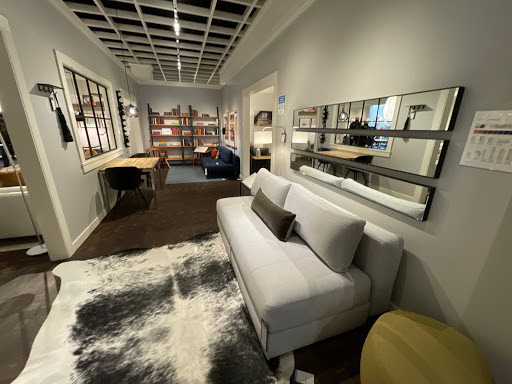 Furniture Store «Room & Board», reviews and photos, 2675 NE University Village St, Seattle, WA 98105, USA