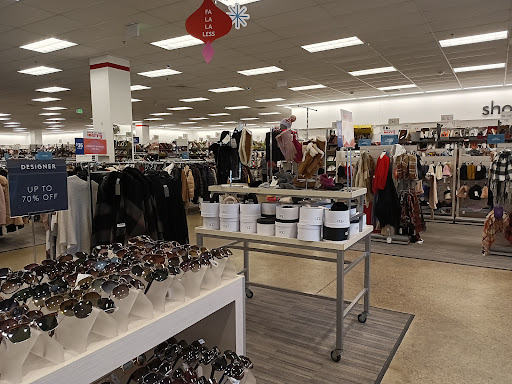 Department Store «Nordstrom Rack Crocker Park», reviews and photos, 30121 Detroit Ave, Westlake, OH 44145, USA