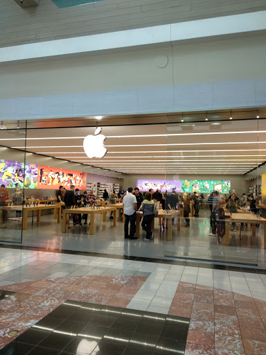 Computer Store «Apple Washington Square», reviews and photos, 9585 SW Washington Square Rd, Tigard, OR 97223, USA