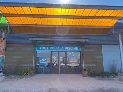 Cash Piscines Cognac à Châteaubernard