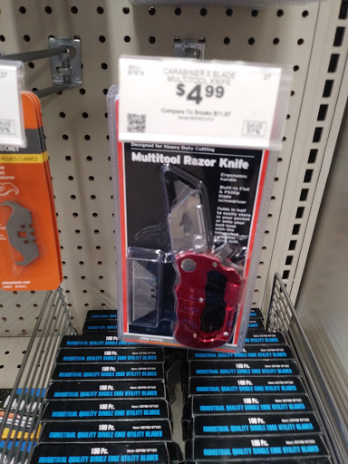 Hardware Store «Harbor Freight Tools», reviews and photos, 1019 N State College Blvd, Anaheim, CA 92806, USA