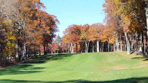 Country Club «Foxborough Country Club», reviews and photos, 33 Walnut St, Foxborough, MA 02035, USA