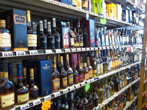 Town & Country Liquor Party, 16261 Twelve Mile Rd, Southfield, MI 48076, USA, 