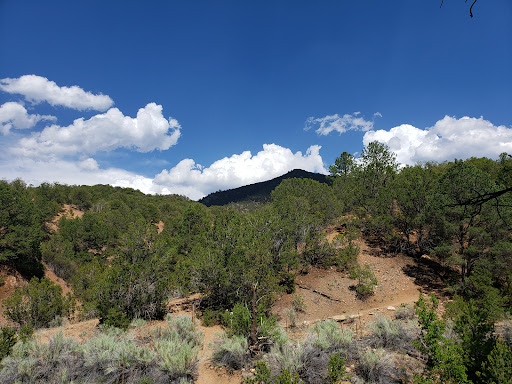 Dorothy Stewart Trailhead