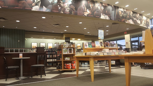 Book Store «Barnes & Noble», reviews and photos, 13719 W Bell Rd, Surprise, AZ 85374, USA
