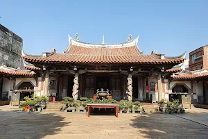 Lukang Lungshan Temple image