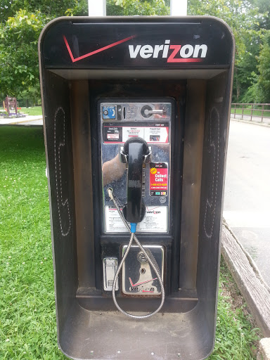 Park «Meadowbrook Local Park», reviews and photos, 7901 Meadowbrook Ln, Chevy Chase, MD 20815, USA