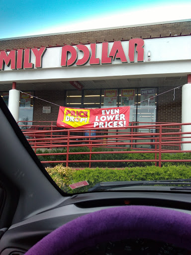 FAMILY DOLLAR, 21703 Great Mills Rd STE B, Lexington Park, MD 20653, USA, 