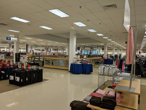 Department Store «Sears», reviews and photos, 100 Newmarket Fair Mall, Newport News, VA 23605, USA
