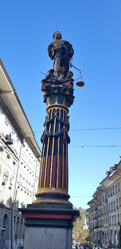 Rezensionen über Kunst- und Kulturhaus VISAVIS in Bern - Kulturzentrum