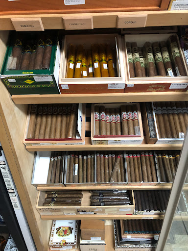 Wine Store «California Wine & Spirits», reviews and photos, 23123 Camden Way, California, MD 20619, USA