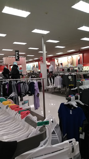 Department Store «Target», reviews and photos, 2701 Lawndale Dr, Greensboro, NC 27408, USA
