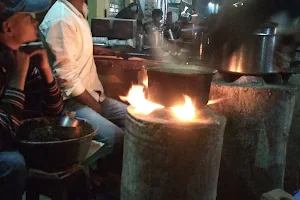 ratan Sakhuniya tea stall image