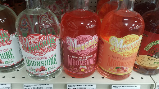 Liquor Store «Newport Liquor Store», reviews and photos, 2019 N Coast Hwy, Newport, OR 97365, USA