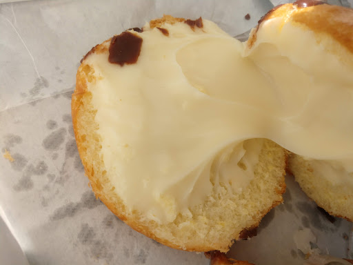 Donut Shop «Sierra Doughnut», reviews and photos, 3837 E Sierra Madre Blvd, Pasadena, CA 91107, USA