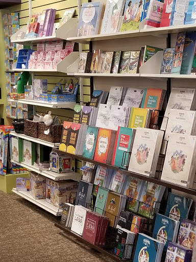 Book Store «LifeWay Christian Store», reviews and photos, 5336 N Blackstone Ave, Fresno, CA 93720, USA