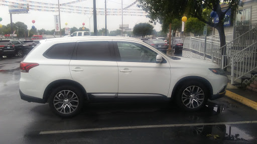 Used Car Dealer «Max Auto Sales, Inc.», reviews and photos, 121 Sherwood Dr, San Antonio, TX 78201, USA