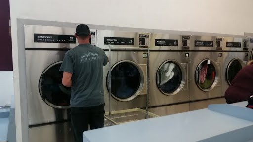 Laundromat «Auburn Thrifty Wash», reviews and photos, 13404 Lincoln Way, Auburn, CA 95603, USA