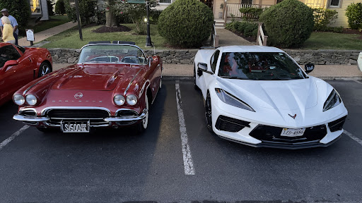 Shopping Mall «Village Centre», reviews and photos, 776 Walker Rd, Great Falls, VA 22066, USA