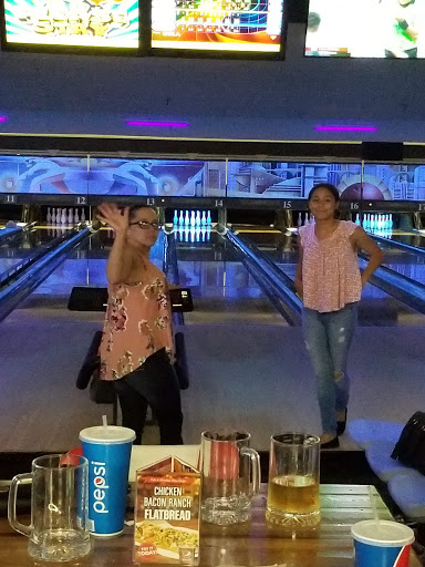 Bowling Alley «AMF Auburn Lanes», reviews and photos, 101 Southbridge St, Auburn, MA 01501, USA