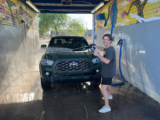 Bobby E's Car Wash in Tempe
