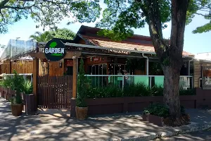 Garden Bar e Restaurante image