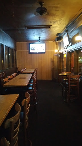 Bar «Levee Bar & Grill», reviews and photos, 16 W 43rd St, Kansas City, MO 64111, USA