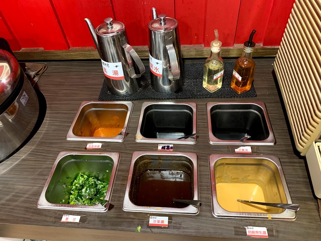 老先覺麻辣窯燒鍋(金門金湖店) 的照片