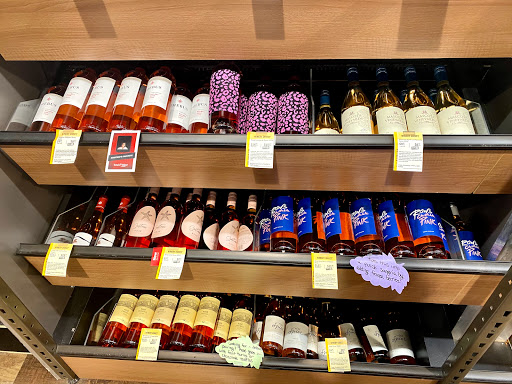 Wine Store «Total Wine & More», reviews and photos, 1451 New Britain Ave, West Hartford, CT 06110, USA