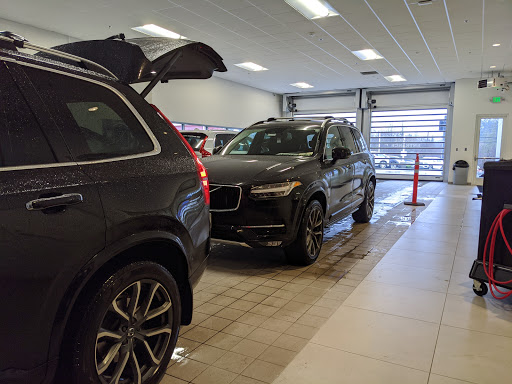 Car Dealer «Sandberg Northwest Volvo», reviews and photos, 17025 WA-99, Lynnwood, WA 98037, USA