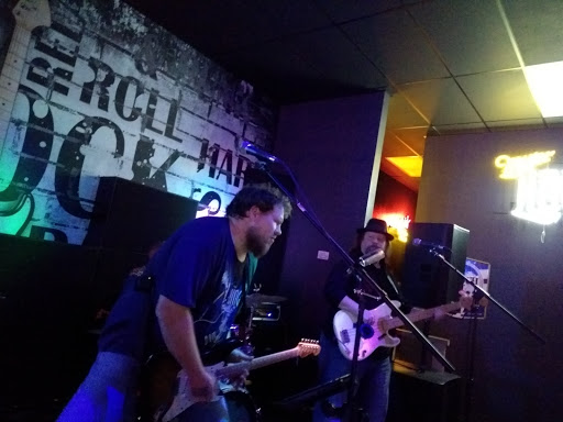 Bar & Grill «Texas Avenue Tavern», reviews and photos, 2845 Texas Ave #500, Bridge City, TX 77611, USA