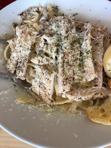 Pasta Carbonara w/chicken