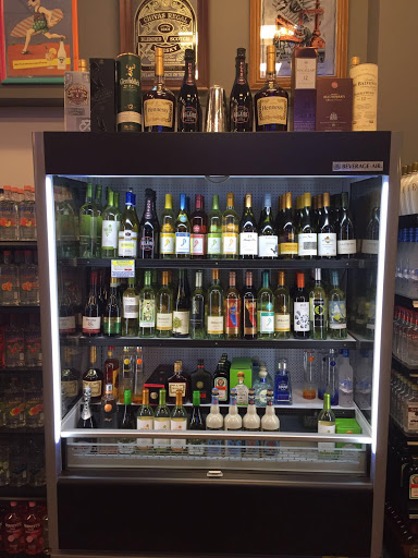 Liquor Store «Piccadilly Liquors», reviews and photos, 601 S 1st St #101, Champaign, IL 61820, USA