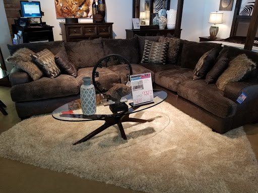 Furniture Store «Rooms To Go & Rooms To Go Kids Furniture Store - Montgomery», reviews and photos, 6810 Eastchase Pkwy Suite A, Montgomery, AL 36117, USA