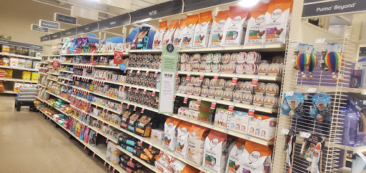 Pet Supply Store «PetSmart», reviews and photos, 1196 W Olive Ave, Merced, CA 95348, USA