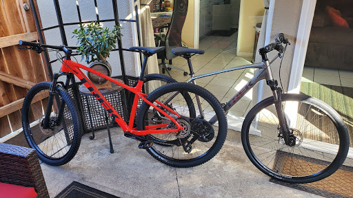 Bicycle Store «Two Wheels One Planet Bicycle Store», reviews and photos, 420 E 17th St, Costa Mesa, CA 92627, USA