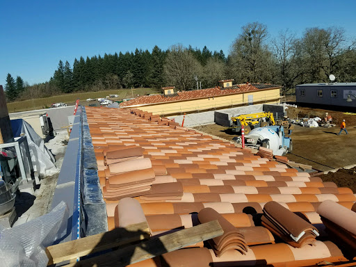 Roofing Contractor «C C & L Roofing Co», reviews and photos, 3319 SE 92nd Ave, Portland, OR 97266, USA