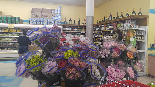 Supermarket «Sabor Tropical Supermarket», reviews and photos, 28945 S Dixie Hwy, Homestead, FL 33033, USA