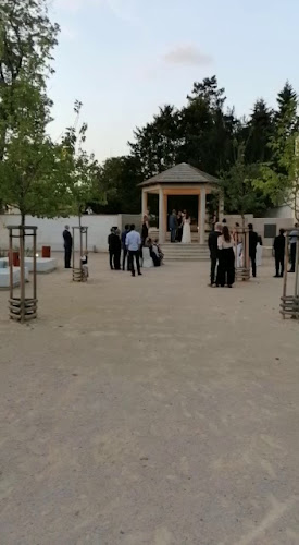 Recenze na Obřad v zámeckém parku v Praha - Svatební služba