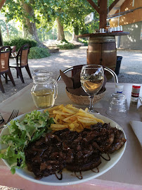 Plats et boissons du Restaurant Chez Oscar à Villeton - n°4