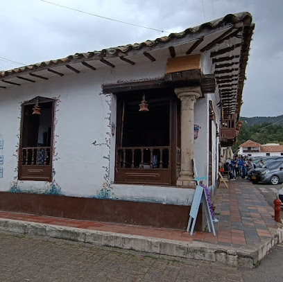 El palacio de la Feijoa - Tibasosa, Boyaca, Colombia